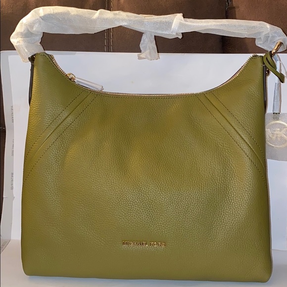 NWT-Micheal Kors—Aria Pebble Leather Shoulder Bag - Picture 2 of 5